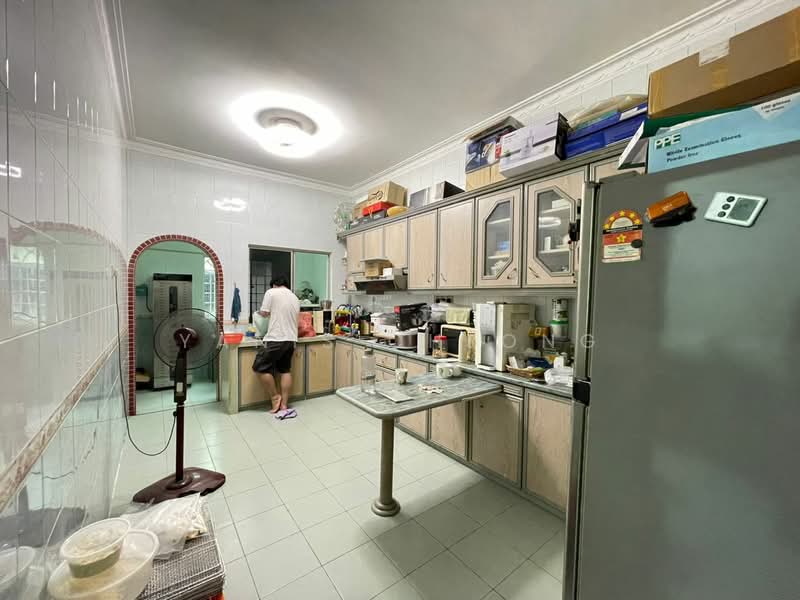 Rumah Teres 2 Tingkat untuk Dijual di Taman Wangsa Permai (Kepong) - Yanis Cheong - Kitchen - PropertyGuru.com.my