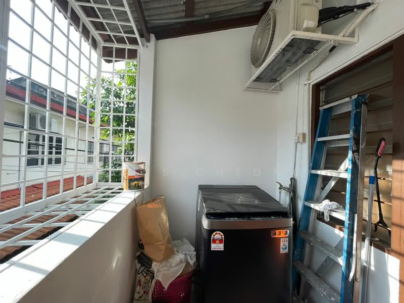 Rumah Teres 2 Tingkat untuk Dijual di Taman Wangsa Permai (Kepong) - Yanis Cheong - Balcony - PropertyGuru.com.my