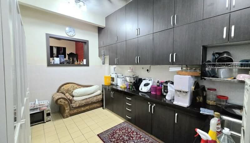 2.5-storey Terraced House for Sale in Taman Puncak Saujana (Kajang) - Mohd Mortadza Ahmad - Kitchen - PropertyGuru.com.my