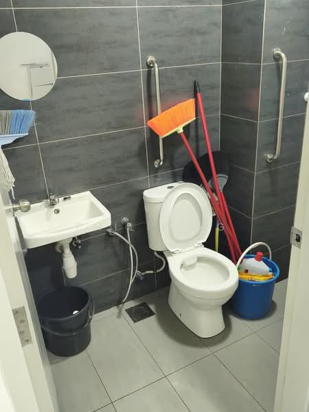 Service Residence for Rent at Horizon Suites - Philip Ng - Bathroom - PropertyGuru.com.my