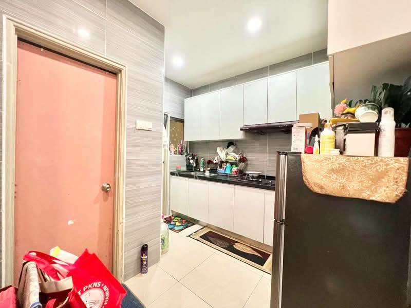 Pangsapuri untuk Dijual di Impian Sentosa - Amzar Faiz - Kitchen - PropertyGuru.com.my