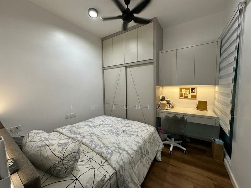 Service Residence for Sale at Suasana @ Utropolis - Lim Eunice - Bedroom - PropertyGuru.com.my
