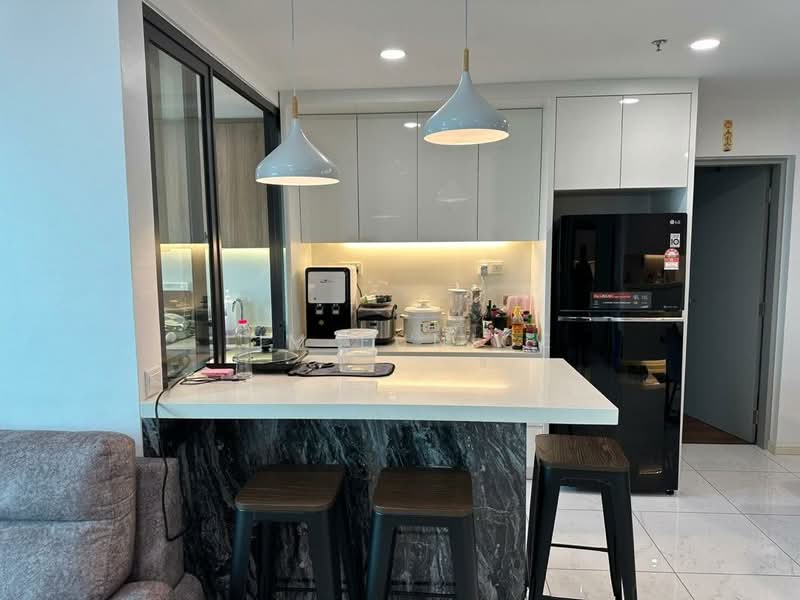 Service Residence for Sale at Suasana @ Utropolis - Lim Eunice - Kitchen - PropertyGuru.com.my