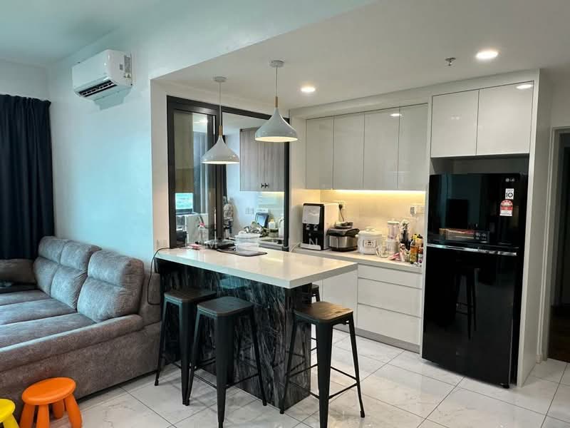 Service Residence for Sale at Suasana @ Utropolis - Lim Eunice - Kitchen - PropertyGuru.com.my