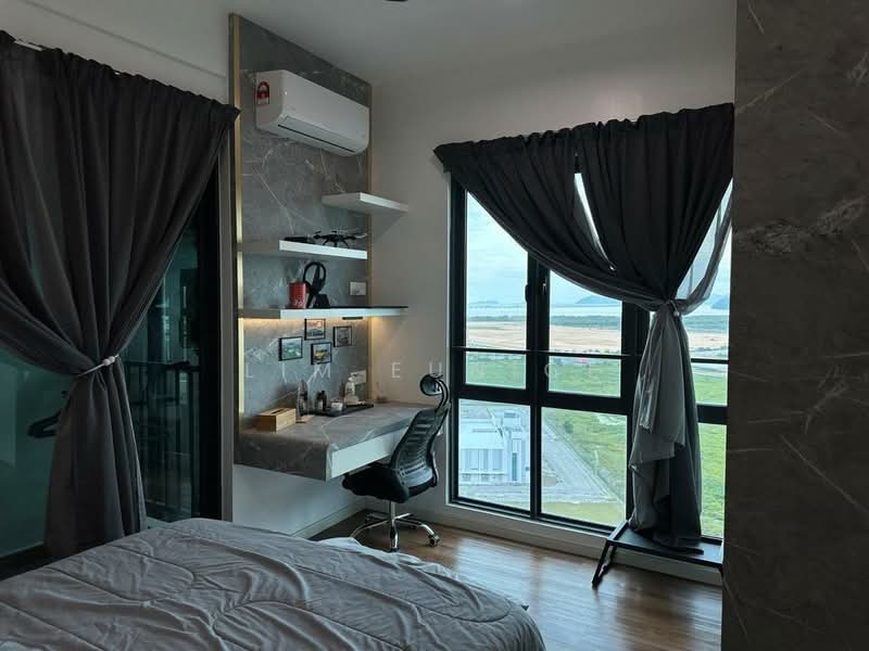 Service Residence for Sale at Suasana @ Utropolis - Lim Eunice - Bedroom - PropertyGuru.com.my