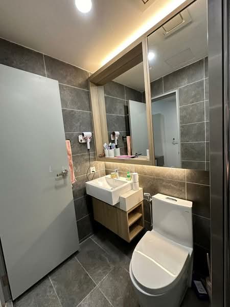 Service Residence for Sale at Suasana @ Utropolis - Lim Eunice - Bathroom - PropertyGuru.com.my
