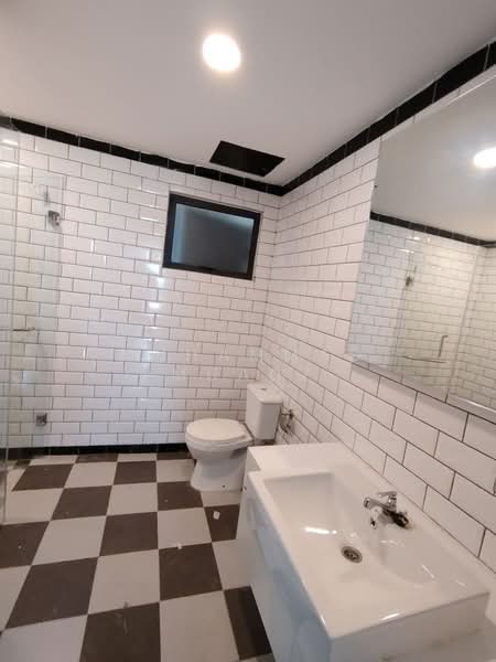 Service Residence for Rent at E'Island Lake Haven - Muhammad Muadz - Bathroom - PropertyGuru.com.my
