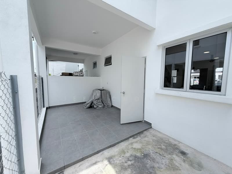 2-storey Terraced House for Sale in Bandar Rimbayu (Telok Panglima Garang) - Jeff Chong - Exterior - PropertyGuru.com.my