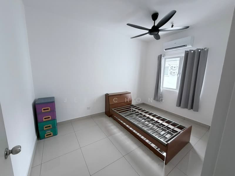 2-storey Terraced House for Sale in Bandar Rimbayu (Telok Panglima Garang) - Jeff Chong - Bedroom - PropertyGuru.com.my