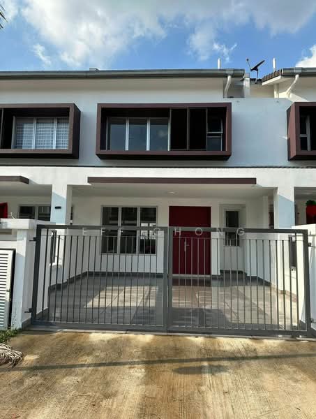 2-storey Terraced House for Sale in Bandar Rimbayu (Telok Panglima Garang) - Jeff Chong - Exterior - PropertyGuru.com.my