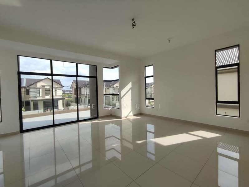 Rumah Berkembar untuk Dijual di Chemor (Perak) - Lee Muzi - Living Room - PropertyGuru.com.my