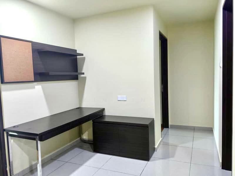Apartment for Rent at Molek Pine 3 - Xin Lin - PropertyGuru.com.my