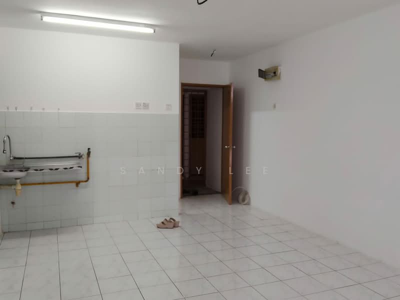 Apartment for Sale at Desa Sri Puteri B - Sandy Lee - Kitchen - PropertyGuru.com.my