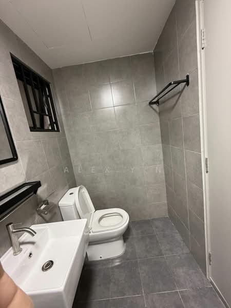 Kondominium untuk Disewa di Residensi Alamanda - Alex Yin - Bathroom - PropertyGuru.com.my