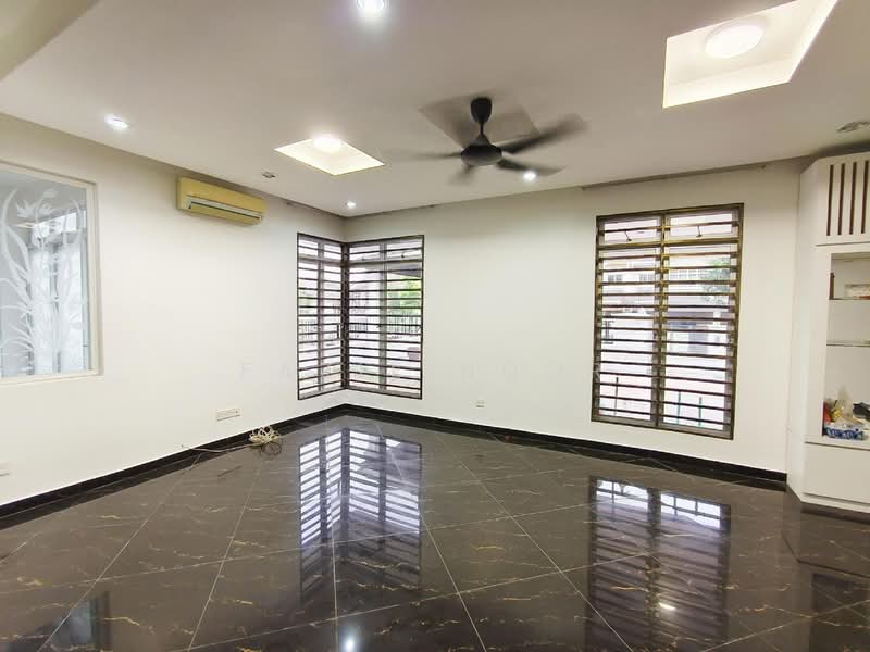 Semi-Detached House for Sale in Bangi (Selangor) - Fazie Noor - Living Room - PropertyGuru.com.my
