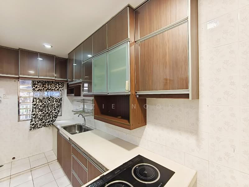 Semi-Detached House for Sale in Bangi (Selangor) - Fazie Noor - Kitchen - PropertyGuru.com.my