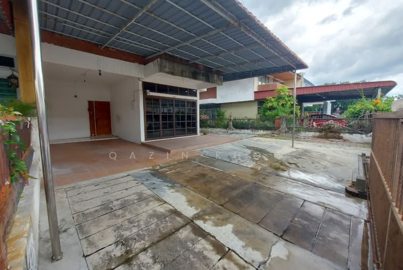 Rumah Berkembar untuk Dijual di Pekan Razaki (Ipoh) - Qazin Khoo - PropertyGuru.com.my