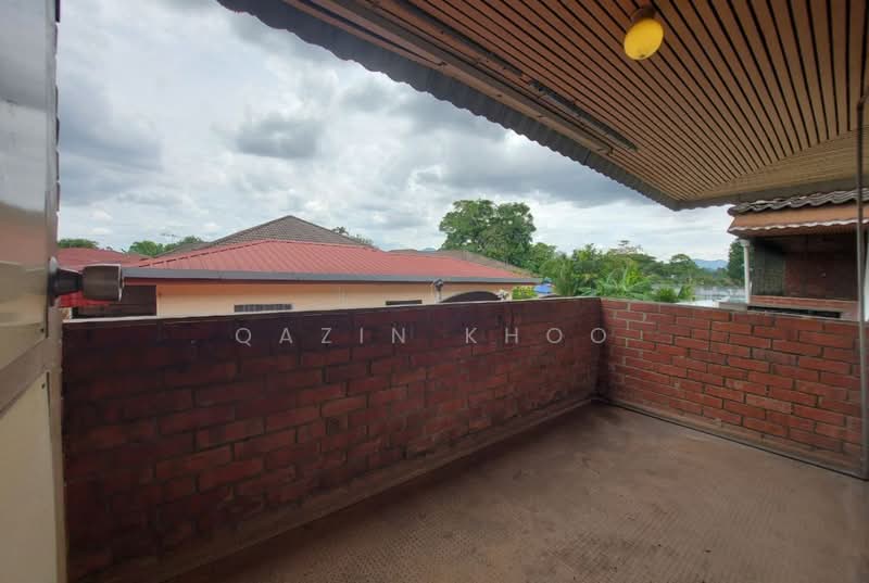 Rumah Berkembar untuk Dijual di Pekan Razaki (Ipoh) - Qazin Khoo - PropertyGuru.com.my