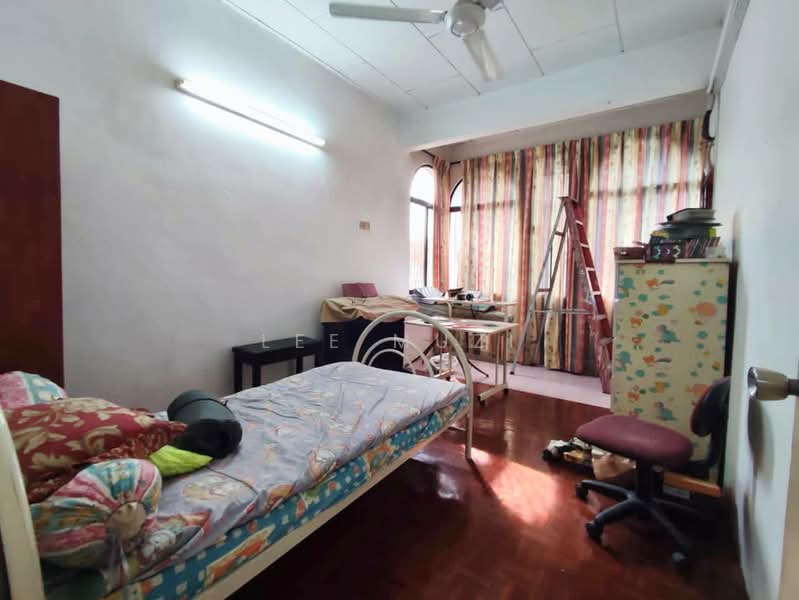2-storey Terraced House for Sale in Station 18 (Ipoh) - Lee Muzi - Bedroom - PropertyGuru.com.my