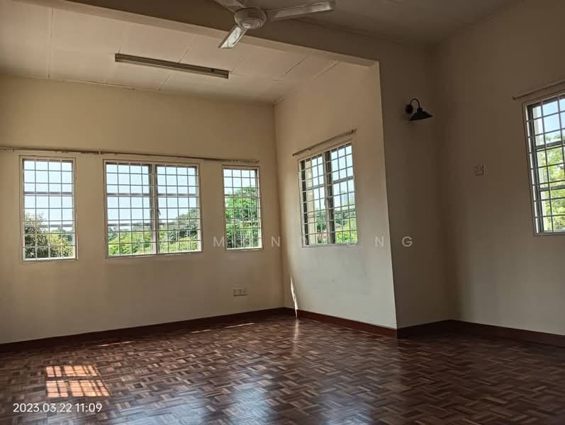 2-storey Terraced House for Sale in Putra Heights (Subang Jaya) - Raymond Ong - Living Room - PropertyGuru.com.my