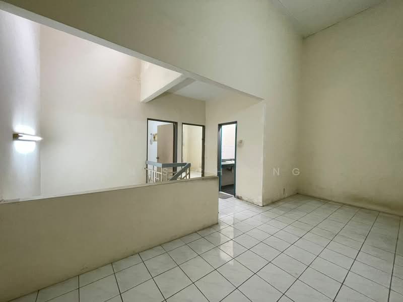 2-storey Terraced House for Sale in Taman Wangsa Permai (Kepong) - Yanis Cheong - Interior - PropertyGuru.com.my