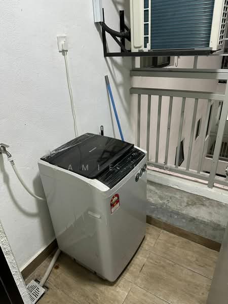 Kondominium untuk Disewa di Mizumi Residences - Camie Hoo - Balcony - PropertyGuru.com.my