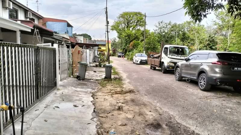 For Sale - Desa Cemerlang