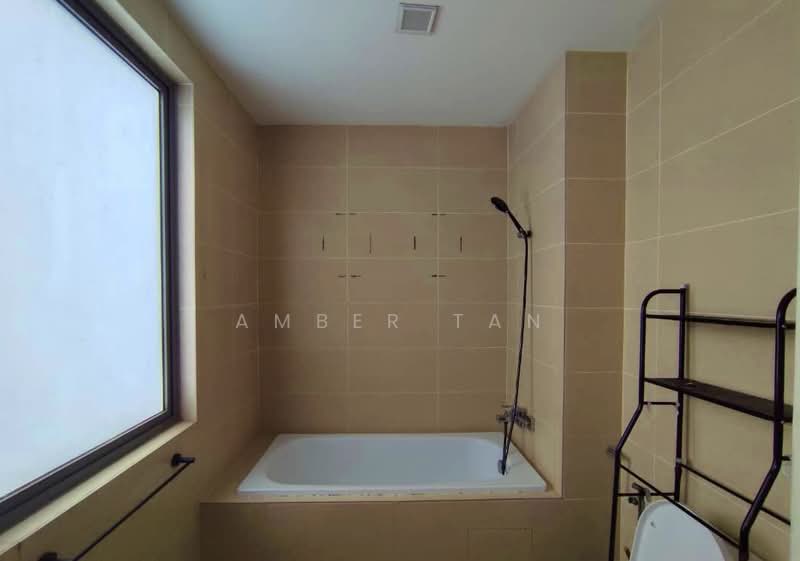 Rumah Berkembar untuk Dijual di Kota Kemuning Hills (Shah Alam) - Amber Tan - Bathroom - PropertyGuru.com.my