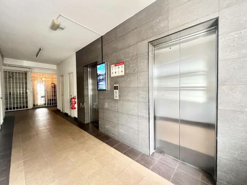 Condominium for Sale at Kristal Heights - Amzar Faiz - Corridor - PropertyGuru.com.my