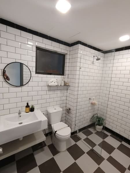 Servis Apartment untuk Dijual di E'Island Lake Haven - Muhammad Muadz - Bathroom - PropertyGuru.com.my