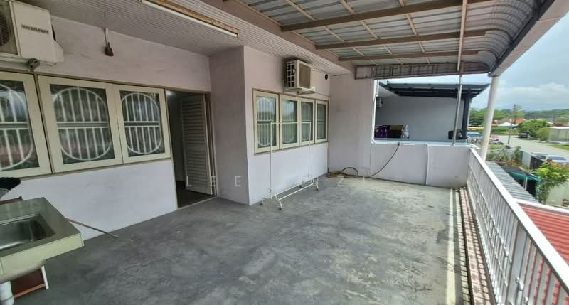 Rumah Teres 2 Tingkat untuk Dijual di Gunung Rapat (Ipoh) - Lee Muzi - Balcony - PropertyGuru.com.my