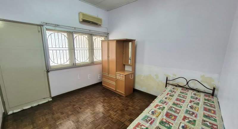 Rumah Teres 2 Tingkat untuk Dijual di Gunung Rapat (Ipoh) - Lee Muzi - Bedroom - PropertyGuru.com.my