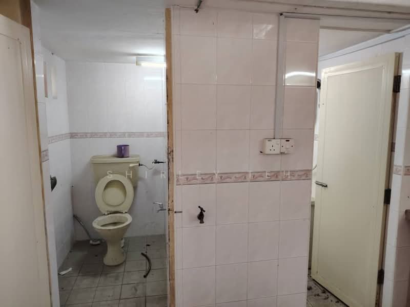 Rumah Teres untuk Dijual di Pulau Tikus (Penang) - Shirley Teh - Bathroom - PropertyGuru.com.my