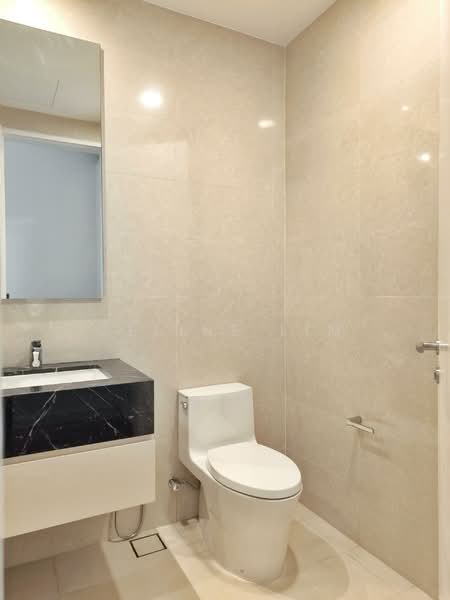 Servis Apartment untuk Dijual di Pavilion Ceylon Hill - Celine Lim - Bathroom - PropertyGuru.com.my