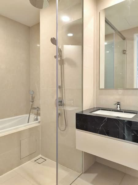 Servis Apartment untuk Dijual di Pavilion Ceylon Hill - Celine Lim - Bathroom - PropertyGuru.com.my