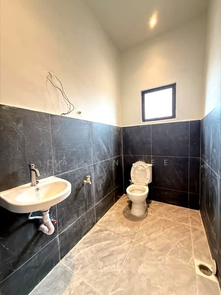 Rumah Berkembar untuk Dijual di Taman Mutiara (Ulu Tiram) - Calvin Lee - PropertyGuru.com.my