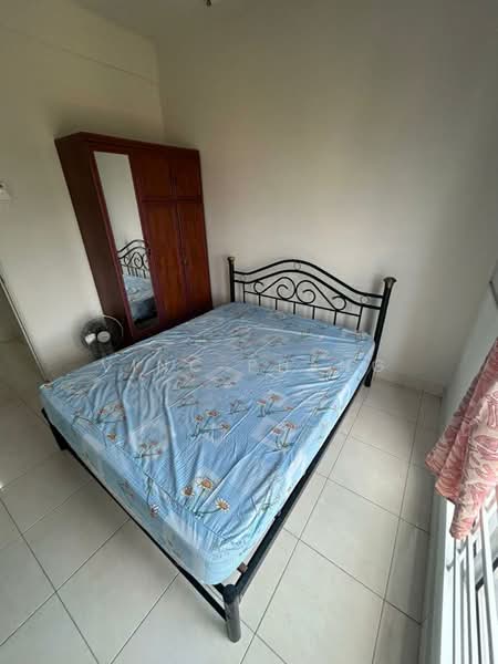 Apartment for Rent at Residensi Rumpun Bahagia (Residensi Melaka Tengah 1) - Vinc Pheng - Bedroom - PropertyGuru.com.my
