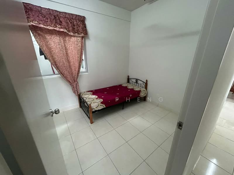 Apartment for Rent at Residensi Rumpun Bahagia (Residensi Melaka Tengah 1) - Vinc Pheng - Bedroom - PropertyGuru.com.my