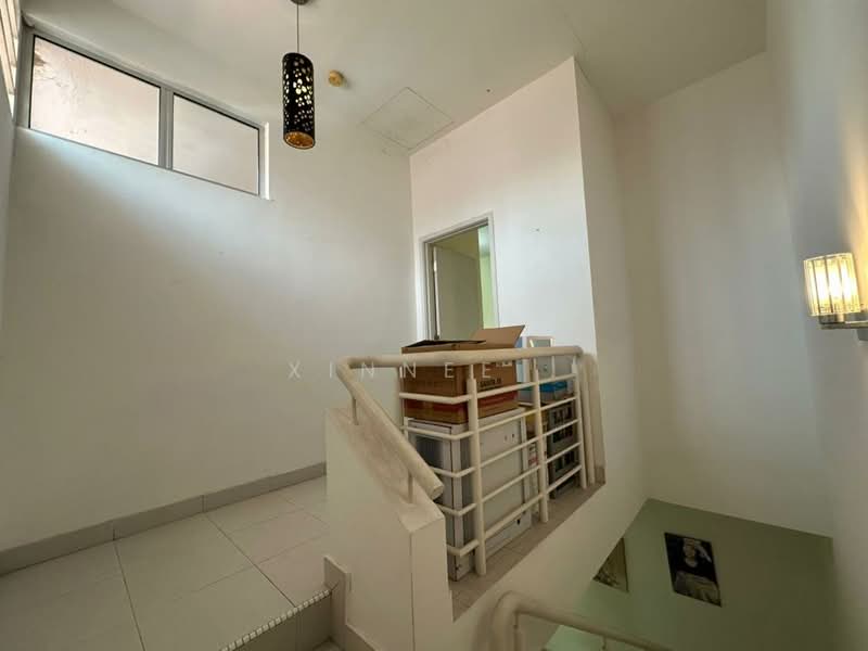 Rumah Teres 3 Tingkat untuk Dijual di Sungai Ara (Penang) - Xinnee . - Corridor - PropertyGuru.com.my