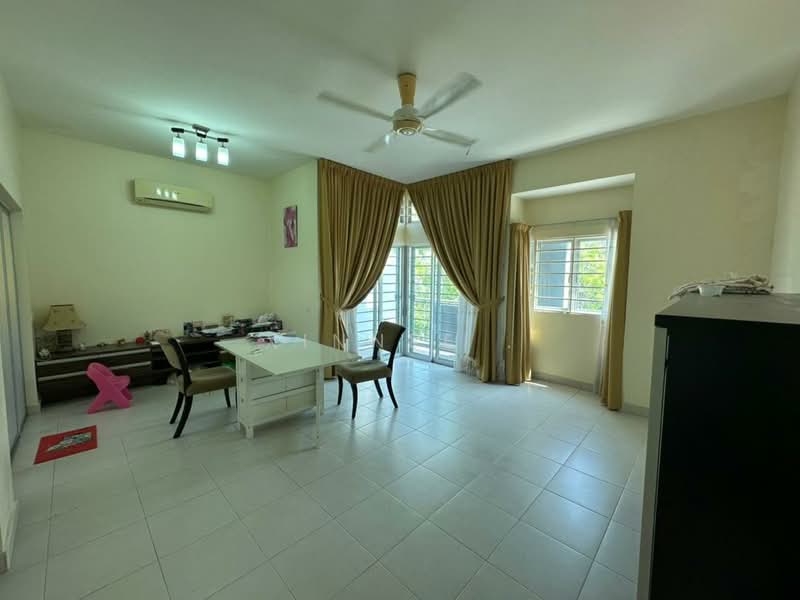 Rumah Teres 3 Tingkat untuk Dijual di Sungai Ara (Penang) - Xinnee . - Living Room - PropertyGuru.com.my