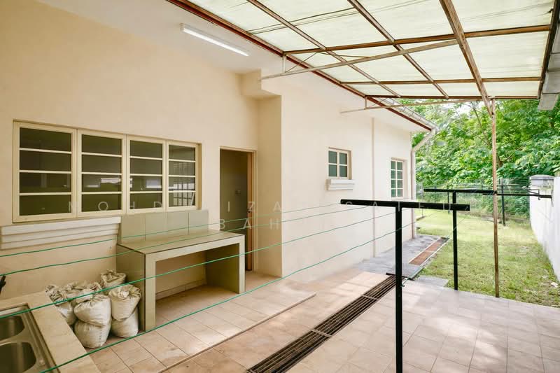 Semi-Detached House for Sale in Kota Damansara (Selangor) - Mohd Aizat Saiful Bahri - Exterior - PropertyGuru.com.my