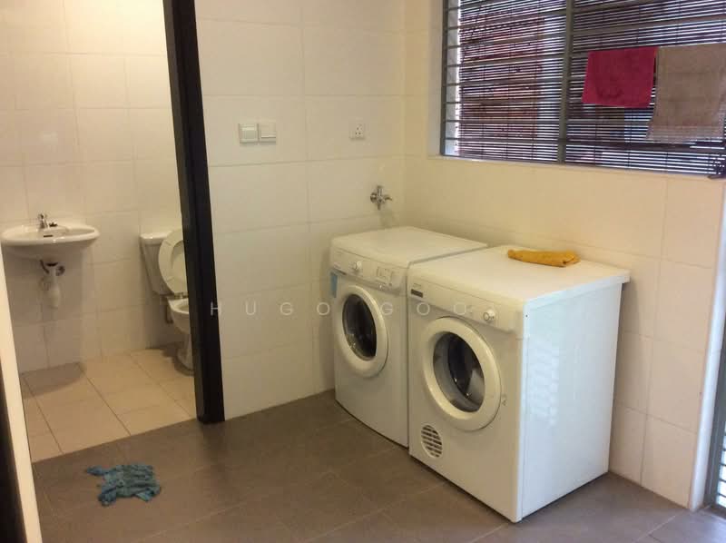 Zero-Lot Bungalow for Rent in Kajang (Selangor) - Hugo Gooi - Bathroom - PropertyGuru.com.my