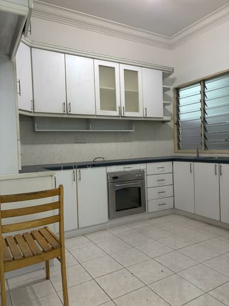Terraced House for Rent in TAMAN PUCHONG UTAMA (Puchong) - Ivy Fong - Kitchen - PropertyGuru.com.my