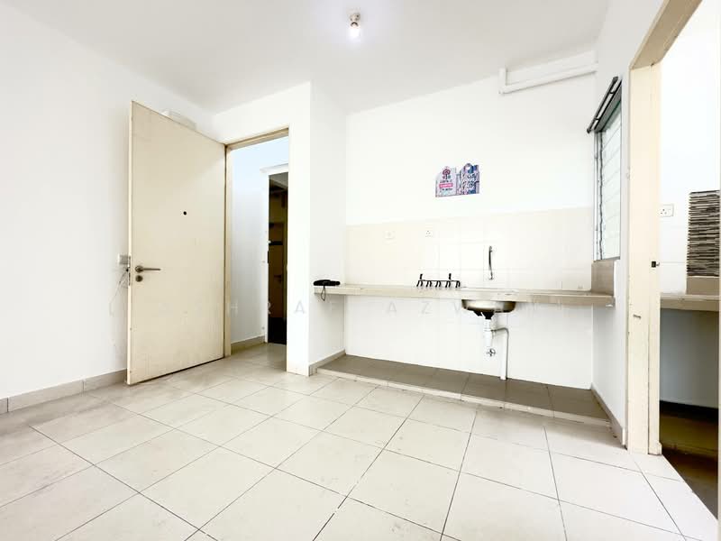 Pangsapuri untuk Dijual di Seri Mutiara - Ashraf Azwan - Kitchen - PropertyGuru.com.my