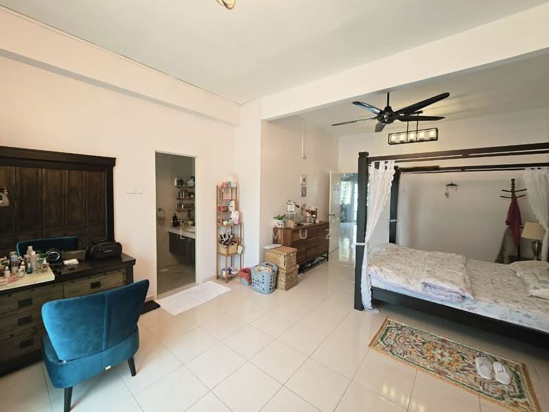 3-storey Terraced House for Sale in Tiger Lane (Ipoh) - Lee Muzi - Bedroom - PropertyGuru.com.my