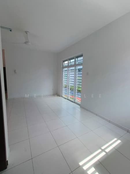 Semi-Detached House for Rent in Taman Selasih (Kulim) - Mei Yee Lee - Living Room - PropertyGuru.com.my