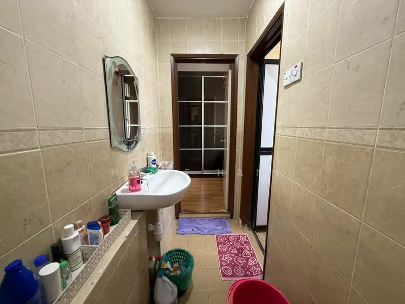 Rumah Teres 3 Tingkat untuk Dijual di Bukit Jalil (Kuala Lumpur) - Hanif Hanz - Bathroom - PropertyGuru.com.my