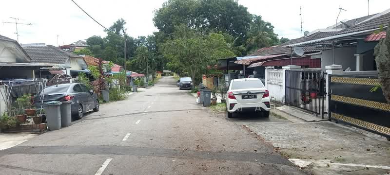Rumah Teres 1 Tingkat untuk Dijual di Taman Saleng Indah (Kulai) - Khairi Ismail - Exterior - PropertyGuru.com.my