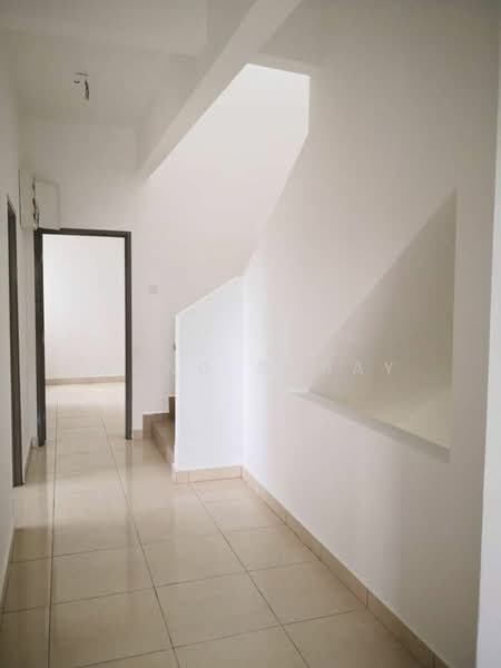 Cluster House for Sale in Taman Mutiara Mas (Skudai) - Wong Ouray - Corridor - PropertyGuru.com.my