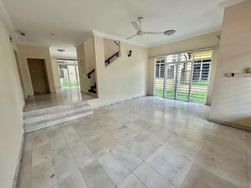 Rumah Banglo untuk Dijual di Kuala Selangor (Selangor) - Hanif Hanz - Living Room - PropertyGuru.com.my